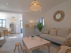 Maison de charme au cœur du bourg avec jardin et toutes commodités incluses à Sap-en-Auge - FR-1-497-146